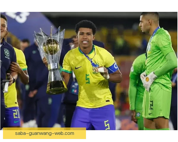 桑托斯分享低位技巧成长经历与父亲传授得分秘诀